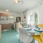 B&d For The Complete Pleasure Of Vacation !heated! Private Pool! Oasis In The Center Of Zadar, 100m From The Sea Vila