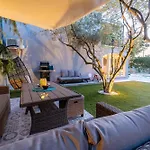 Vila B&d For The Complete Pleasure Of Vacation !heated! Private Pool! Oasis In The Center Of Zadar, 100m From The Sea *