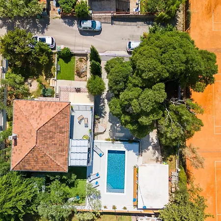B&d For The Complete Pleasure Of Vacation !heated! Private Pool! Oasis In The Center Of Zadar, 100m From The Sea * Задар