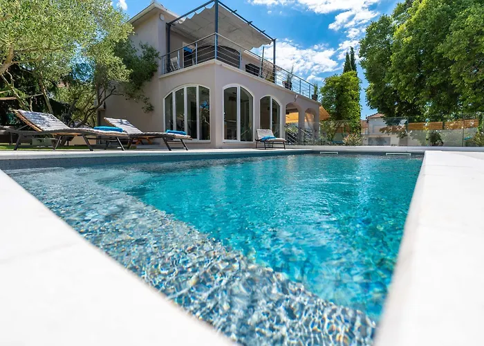 Вилла B&d For The Complete Pleasure Of Vacation !heated! Private Pool! Oasis In The Center Of Zadar, 100m From The Sea *