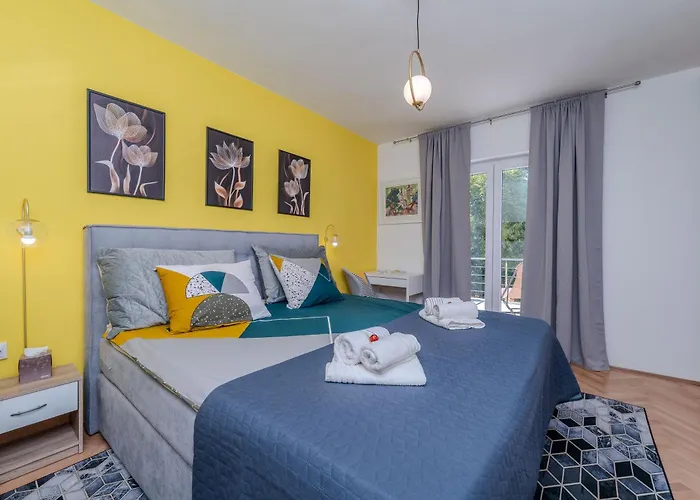 Vila B&d For The Complete Pleasure Of Vacation !heated! Private Pool! Oasis In The Center Of Zadar, 100m From The Sea