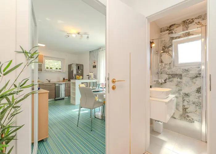 B&d For The Complete Pleasure Of Vacation !heated! Private Pool! Oasis In The Center Of Zadar, 100m From The Sea Vila Zadar