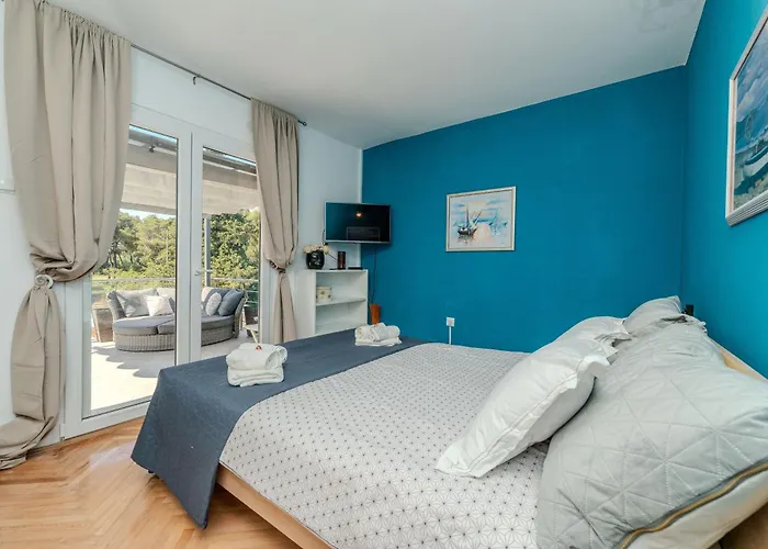 B&d For The Complete Pleasure Of Vacation !heated! Private Pool! Oasis In The Center Of Zadar, 100m From The Sea * Zadar